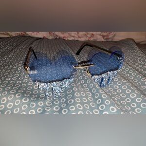 Blue Rhinestone Heart Embellished Sunglasses